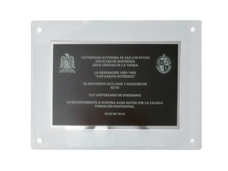 placa conmemorativa vidrio - Cómo se hace una placa conmemorativa