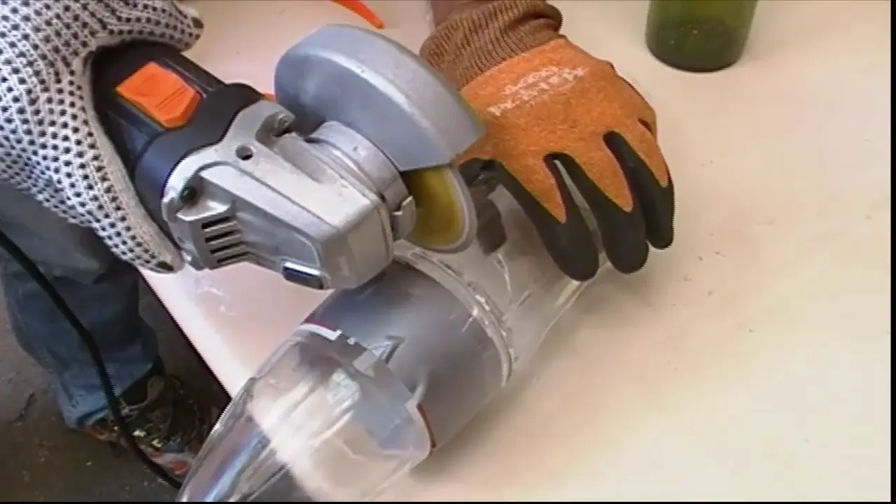 como cortar botellas de vidrio con disco de diamante - Puedes utilizar un cortador de diamante para cortar una botella de vidrio