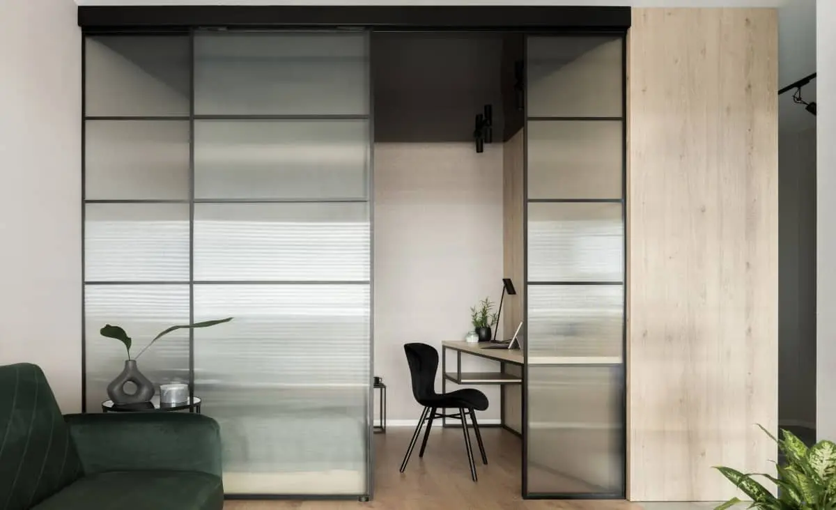 puertas de vidrio corredizas para jardin - Qué espacio se necesita para poner una puerta corredera
