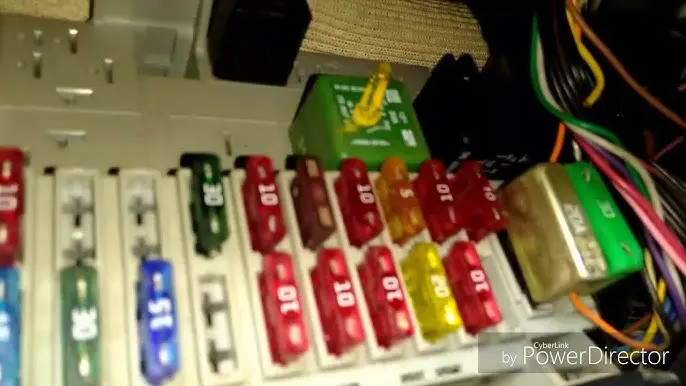 fusible levanta vidrio meriva - Qué significa una llave en el tablero de la Meriva