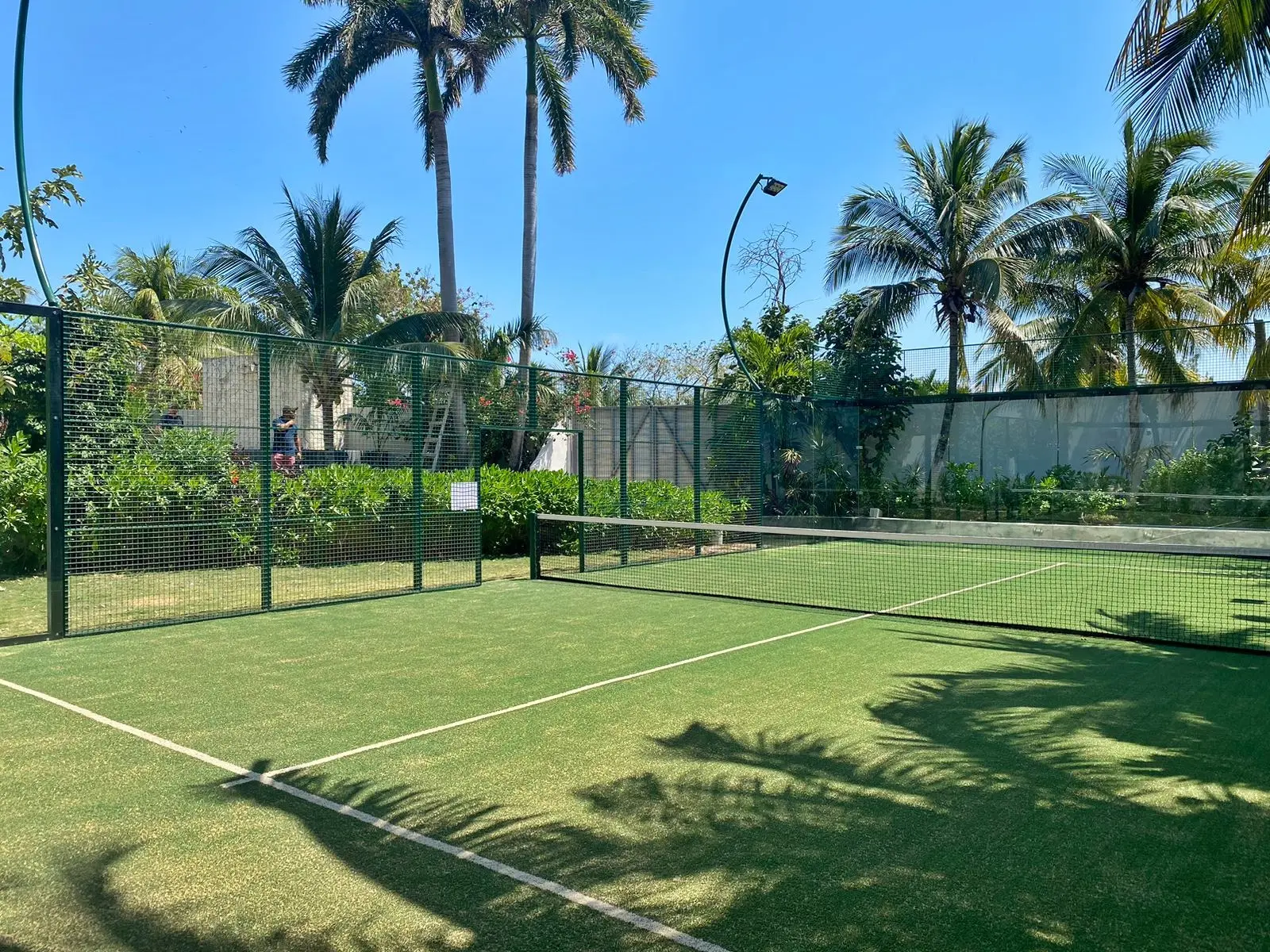 Cancha de Pádel de Vidrio: Guía Completa de Construcción, Costos y Rentabilidad - Qué tan rentable es una cancha de pádel cancha de paddle vidrio - Qué tan rentable es una cancha de pádel