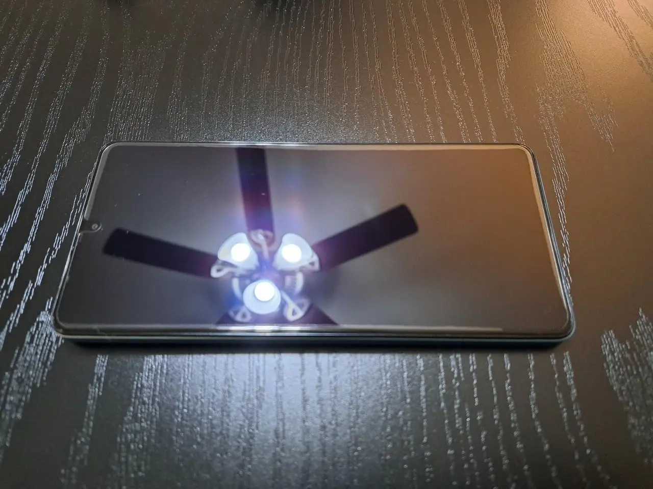 vidrio xiaomi - Qué tipo de vidrio tiene el Xiaomi Redmi Note 12